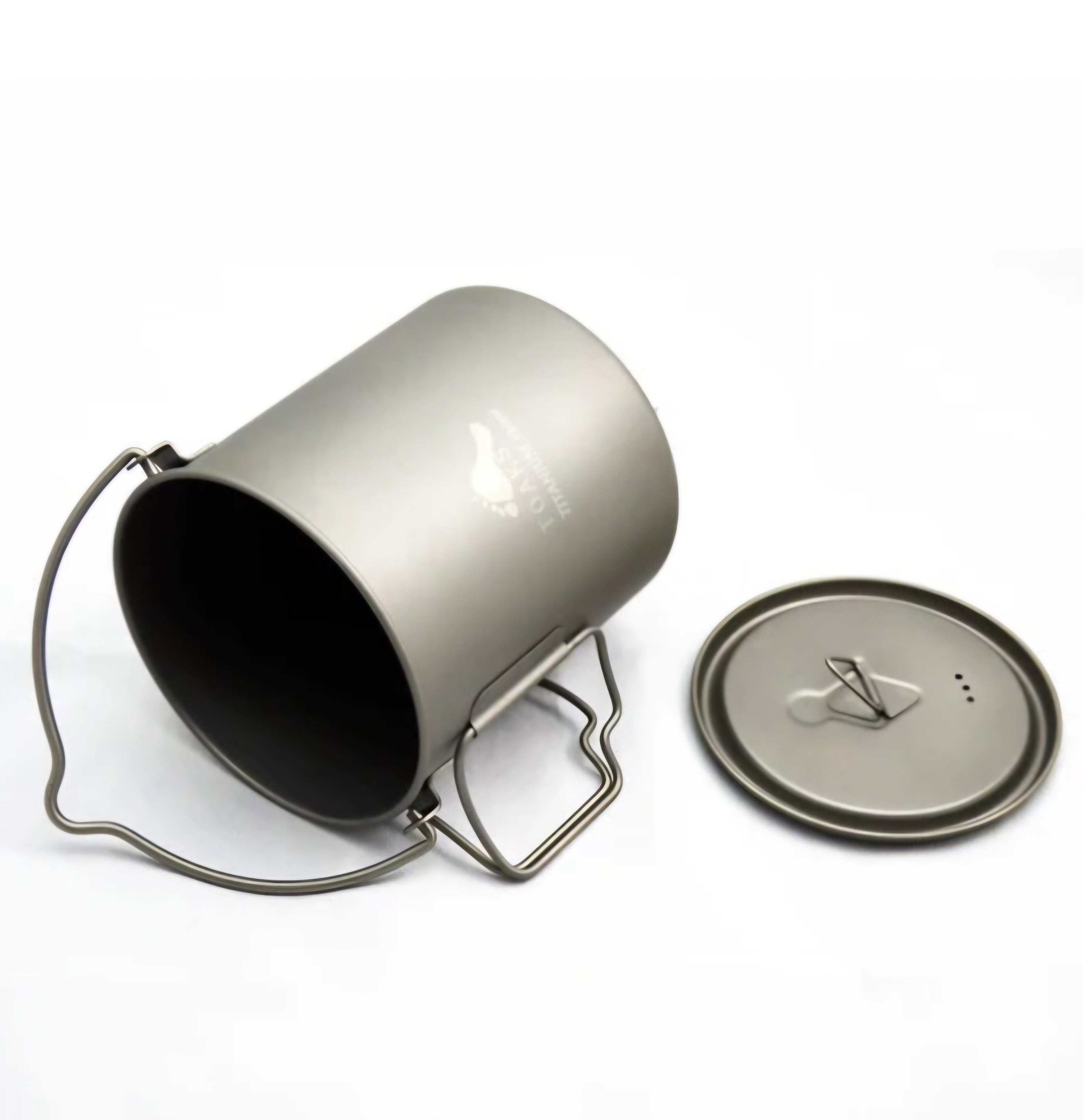 Toaks Titanium 750ml Pot with bail handle.